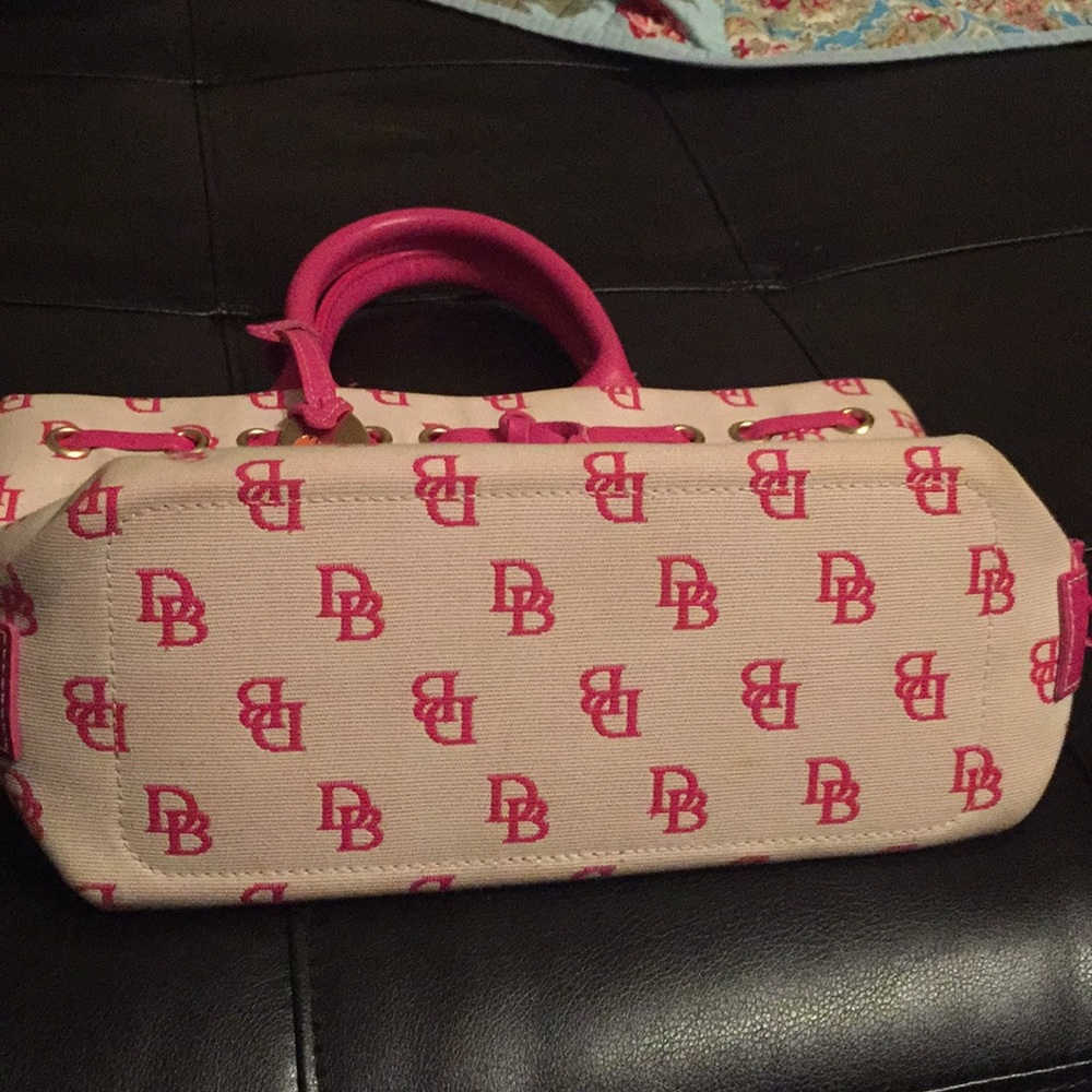 Dooney& Bourke purse - Picture 2 of 3